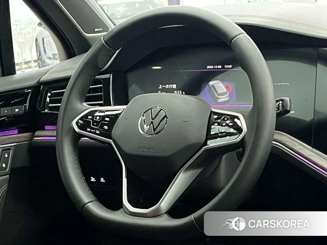 Volkswagen Touareg id 4367079 из Китая 15
