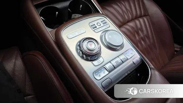 Genesis G90 (RS4) id 2984702 из Кореи 19