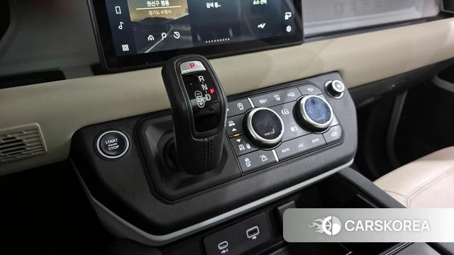 Land Rover Defender (L663) id 3865825 из Кореи 19