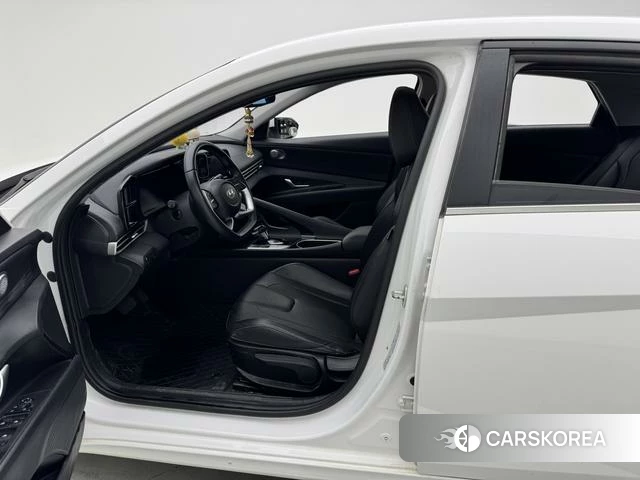 Hyundai Elantra id 4278893 из Китая 27