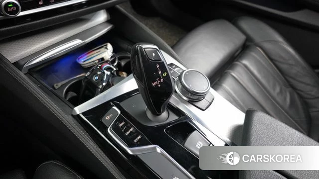 BMW 5 Series (G30) id 4552114 из Кореи 18