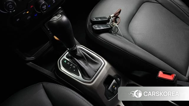 Jeep Renegade id 4731564 из Кореи 29
