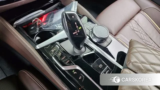 BMW 5 Series (G30) id 3555303 из Кореи 19