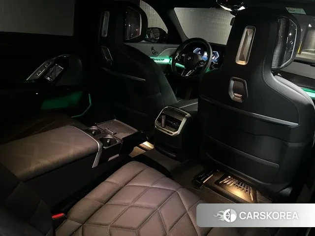 BMW 7 Series (G70) id 3359698 из Кореи 10