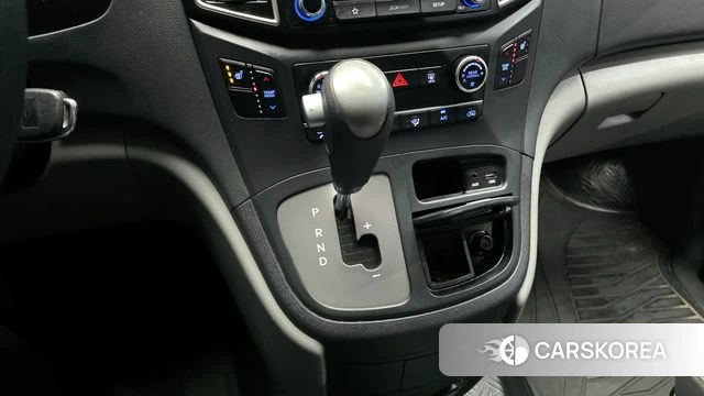 Hyundai The New Grand Starex id 3795939 из Кореи 19