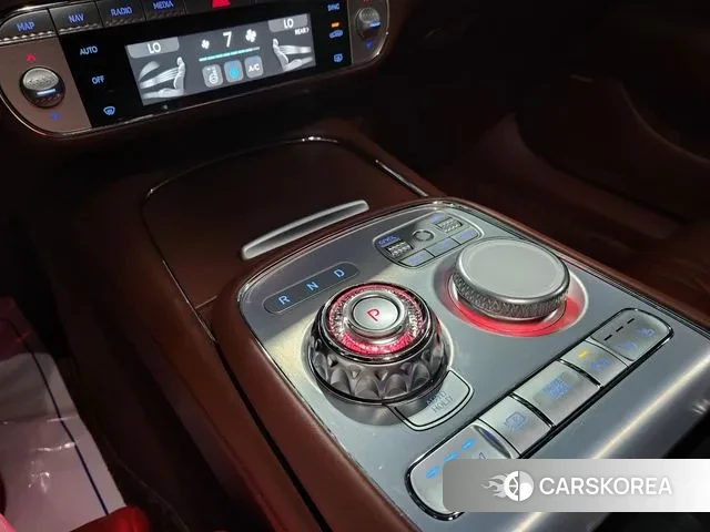 Genesis G90 (RS4) id 2975151 из Кореи 19