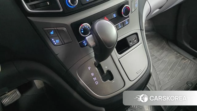 Hyundai The New Grand Starex id 4684558 из Кореи 19