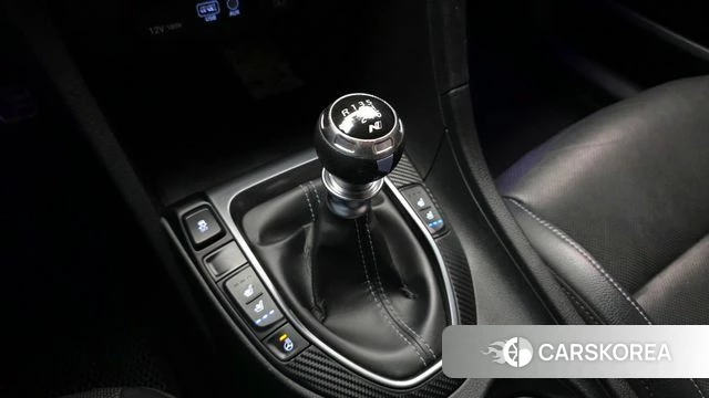 Hyundai Veloster (JS) id 3917164 из Кореи 19