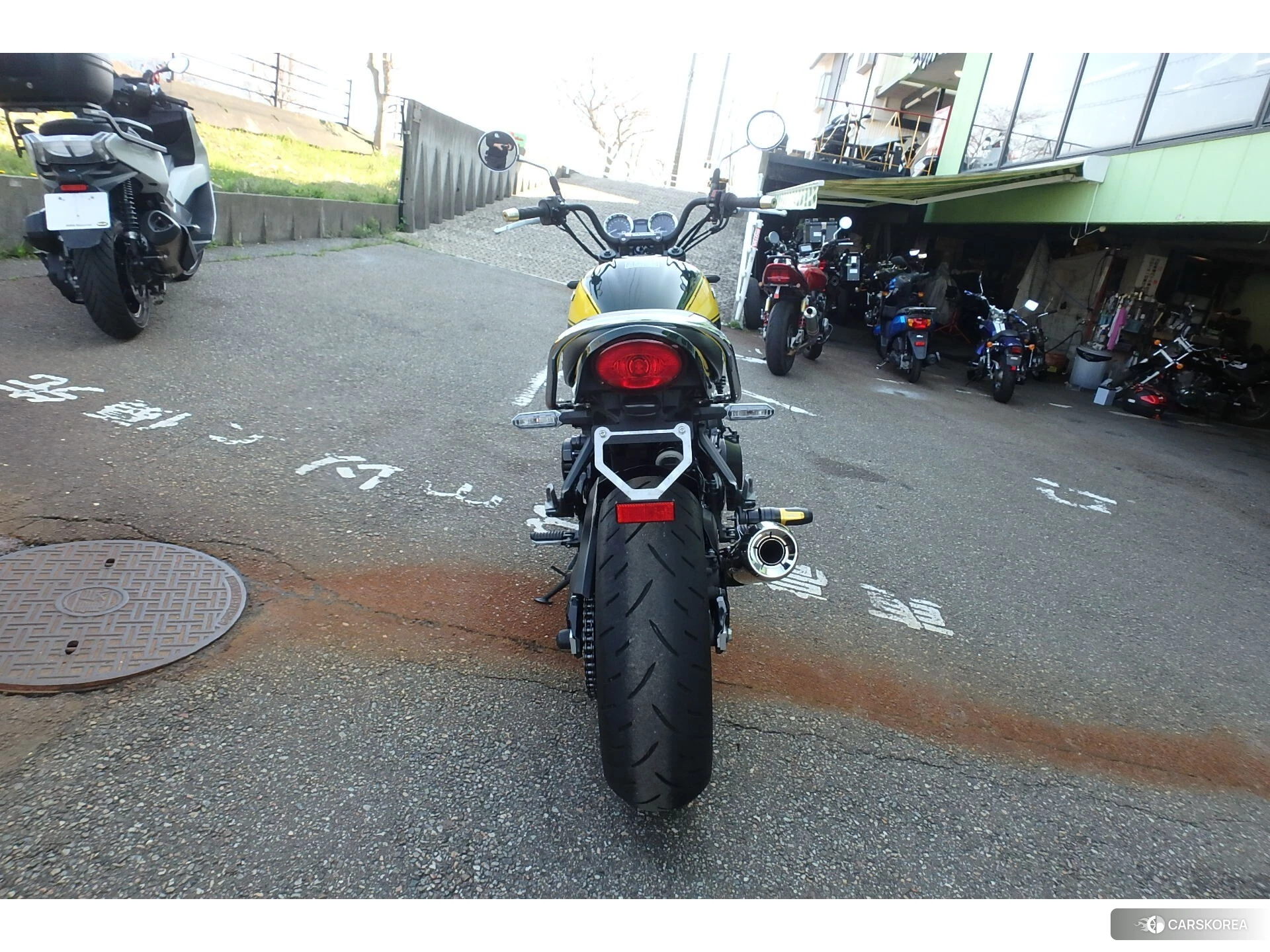 Kawasaki Z900RS id 4320438 из Японии 9