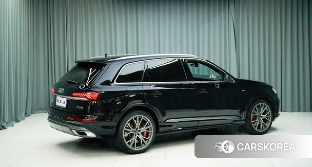 Audi Q7 id 4253934 из Китая 9