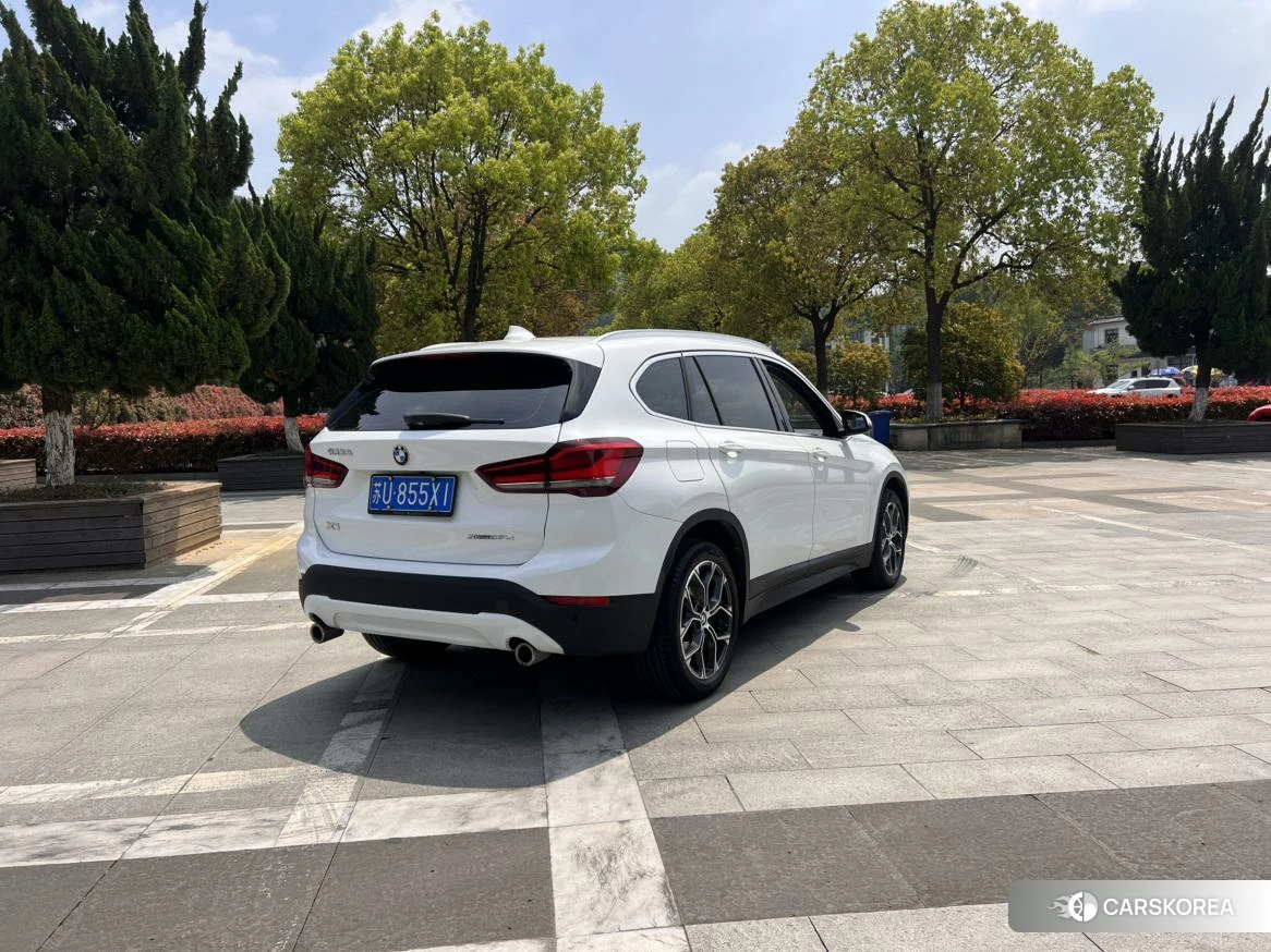 BMW X1 id 4498700 из Китая 17