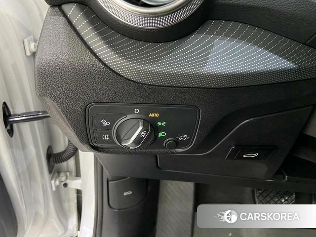 Audi Q2L id 4274349 из Китая 26