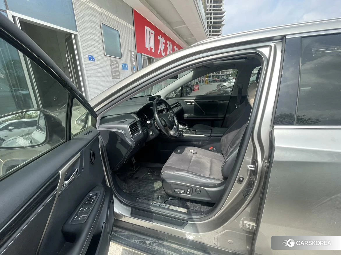 Lexus RX id 4420335 из Китая 9
