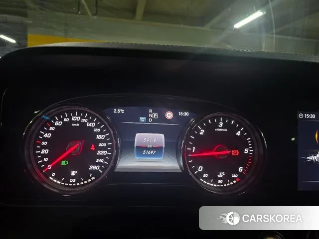 Mercedes-Benz E-Class W213 id 3672614 из Кореи 16