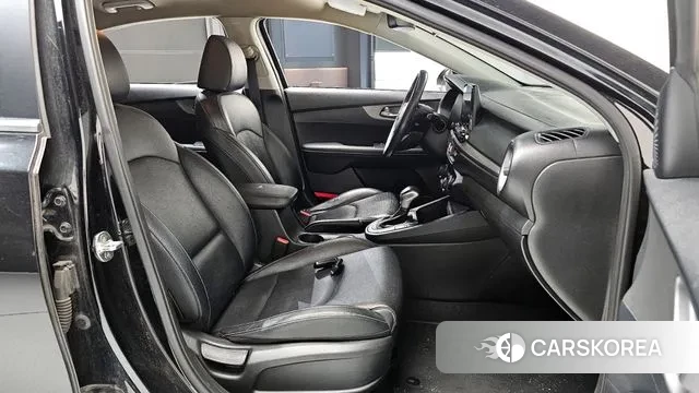 Kia Come New K3 id 3312667 из Кореи 19