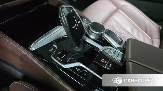 BMW 5 Series (G30) id 3650188 из Кореи 19