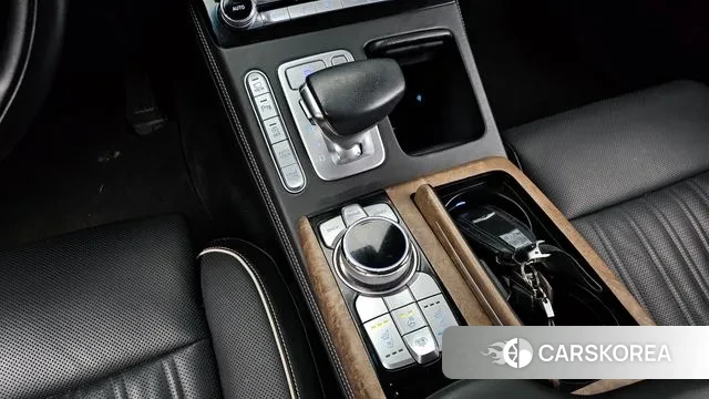 Genesis G90 id 3439095 из Кореи 19