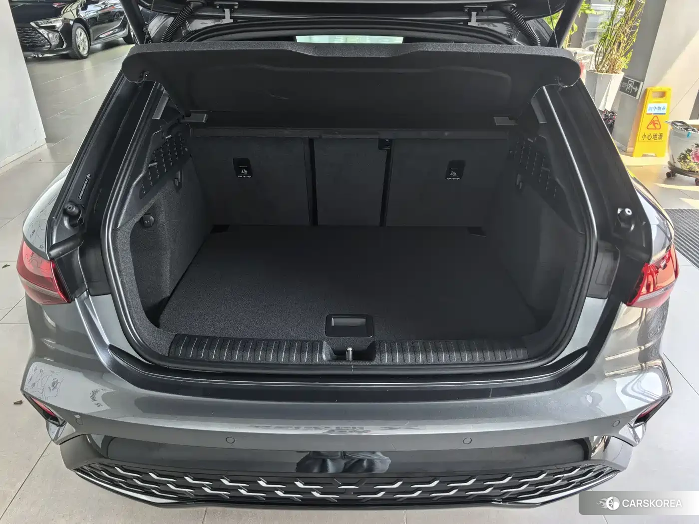Audi A3 id 4570297 из Китая 15