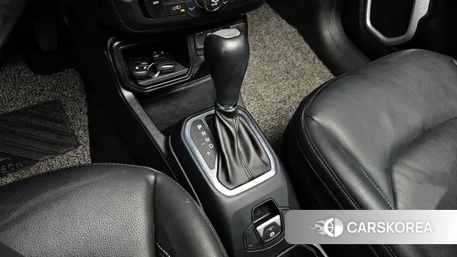 Jeep Renegade id 3698726 из Кореи 19