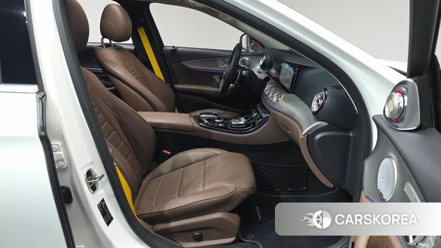 Mercedes-Benz E-Class W213 id 3905752 из Кореи 19