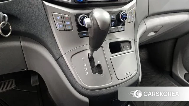 Hyundai The New Grand Starex id 3375098 из Кореи 19