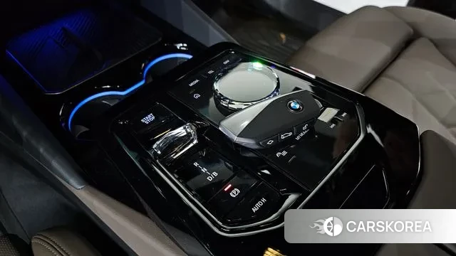 BMW i5 (G60) id 3769583 из Кореи 19