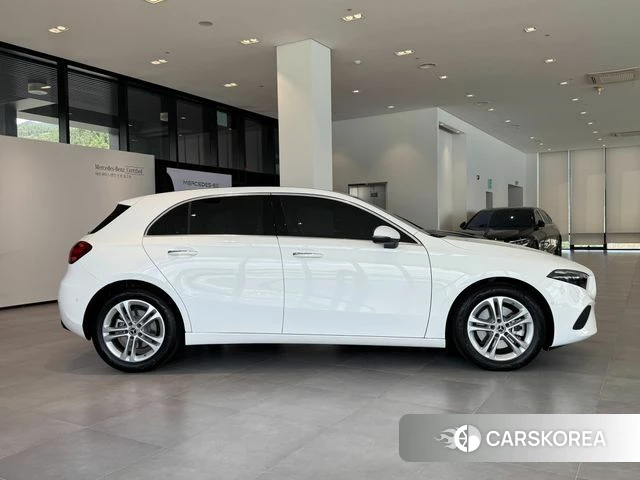 Mercedes-Benz A-Class W177 id 4748825 из Кореи 19