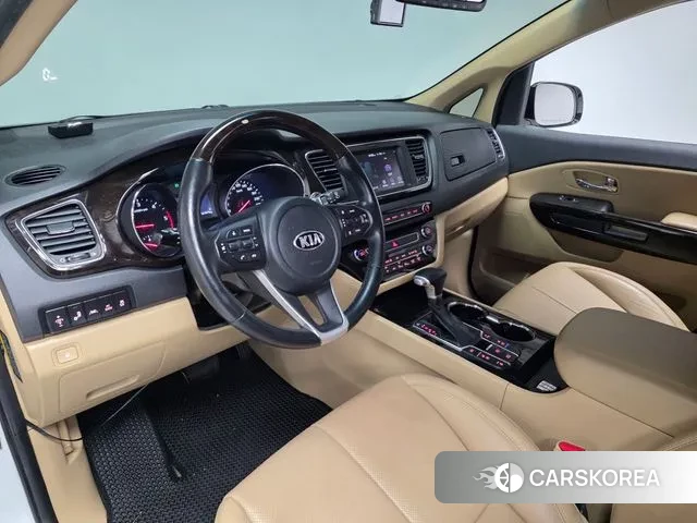 Kia The New Carnival id 3621874 из Кореи 19