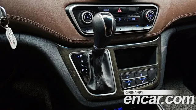 Hyundai The New Grand Starex id 2840168 из Кореи 19