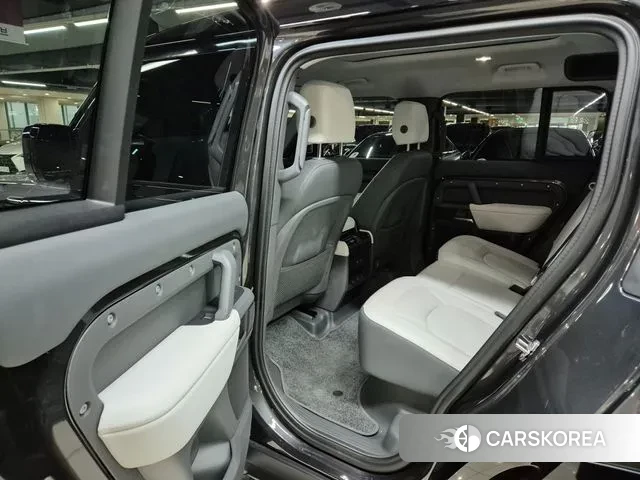 Land Rover Defender (L663) id 3538531 из Кореи 19