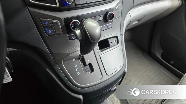 Hyundai The New Grand Starex id 4471282 из Кореи 30