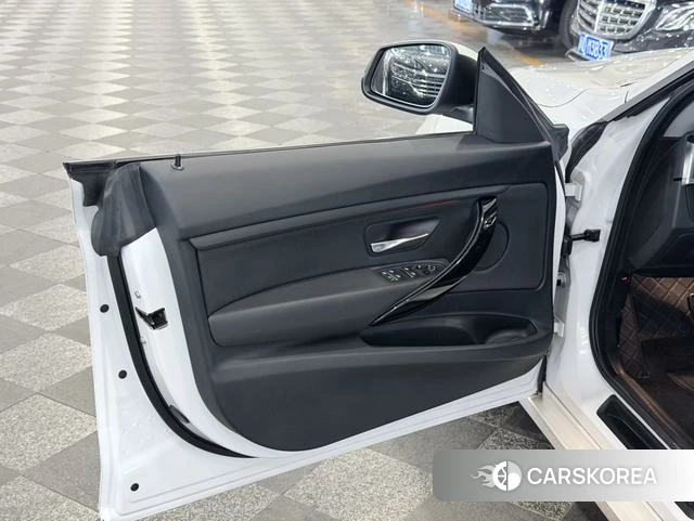 BMW 3 series GT id 4209454 из Китая 18