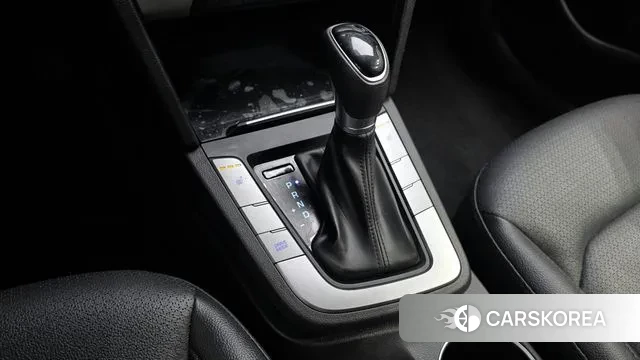 Hyundai Avante AD id 3055818 из Кореи 19