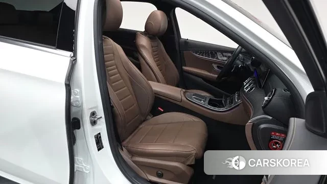 Mercedes-Benz E-Class W213 id 3566547 из Кореи 19