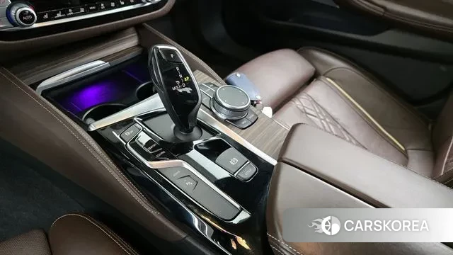 BMW 5 Series (G30) id 3747735 из Кореи 19