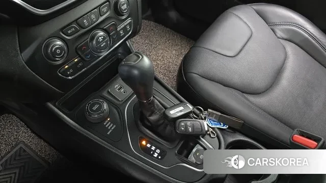 Jeep Cherokee (KL) id 3024281 из Кореи 19