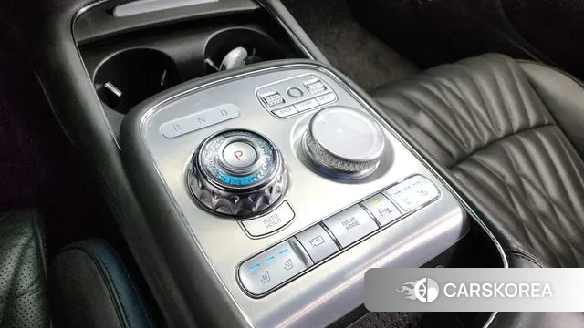 Genesis G90 (RS4) id 3074992 из Кореи 19