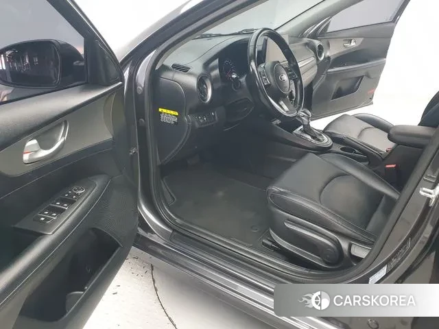 Kia Come New K3 id 3627173 из Кореи 16