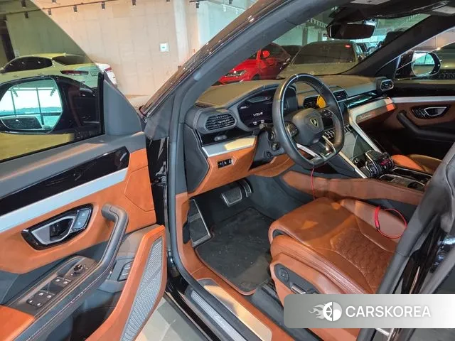 Lamborghini Urus id 3024210 из Кореи 17