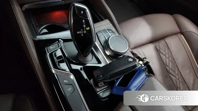 BMW 5 Series (G30) id 3369014 из Кореи 19