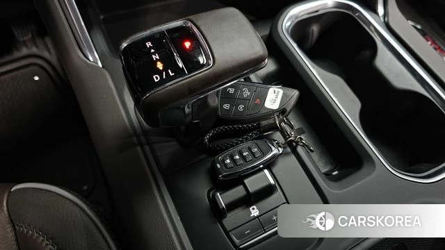 GMC Sierra id 4566198 из Кореи 37