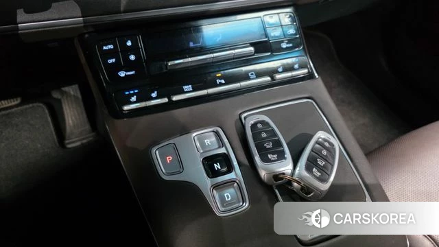 Hyundai The New Grandeur IG Hybrid id 4383850 из Кореи 35