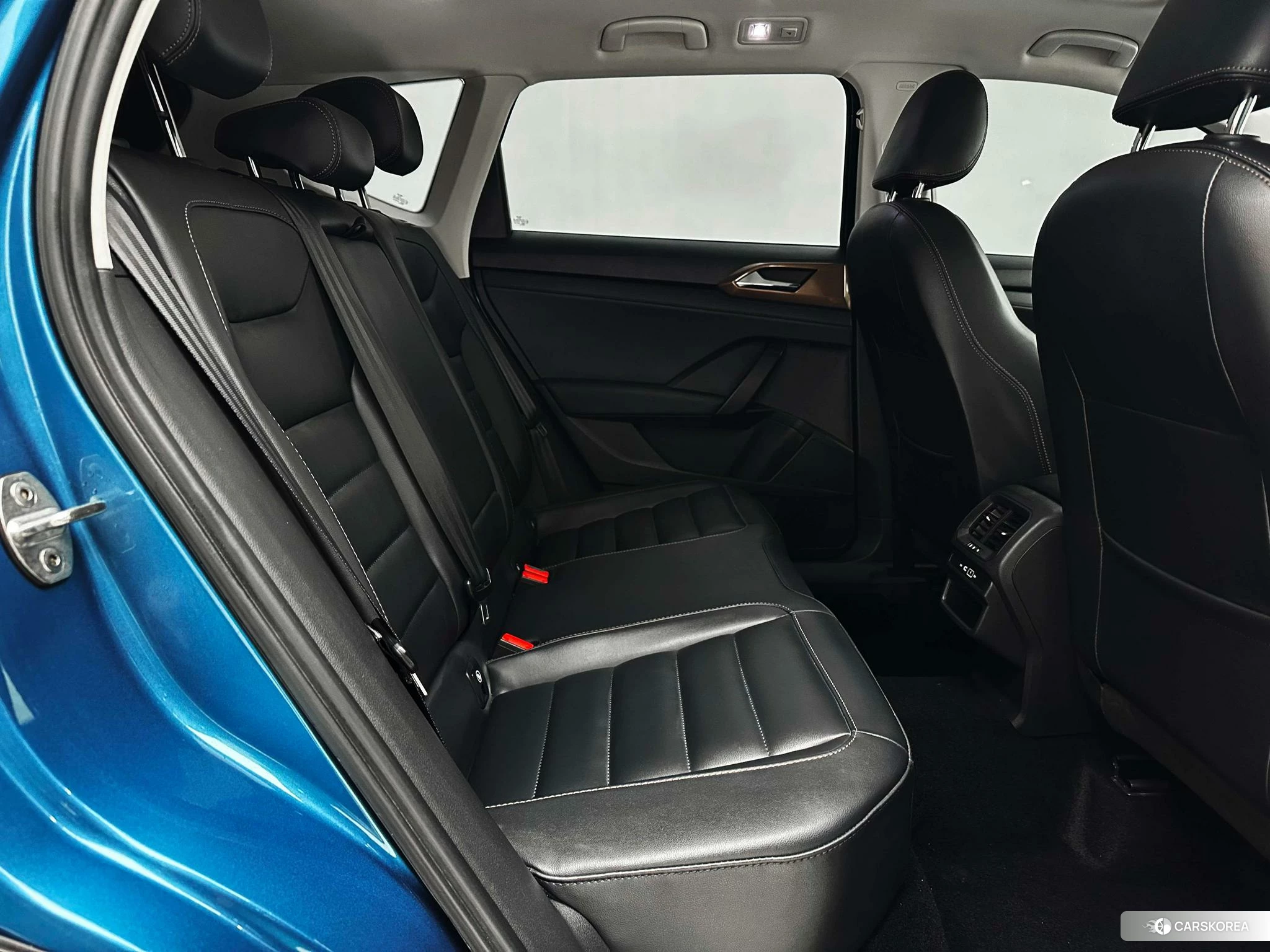 Volkswagen Tuyue id 4455348 из Китая 23