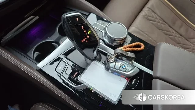 BMW 5 Series (G30) id 3776645 из Кореи 19