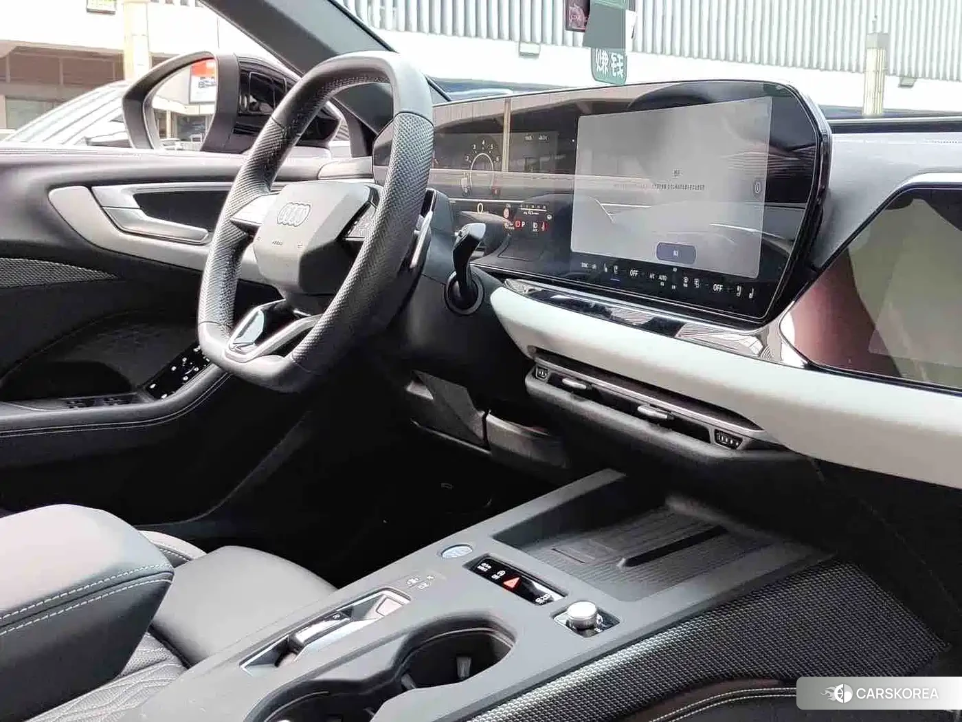 Audi A5L id 4577620 из Китая 11