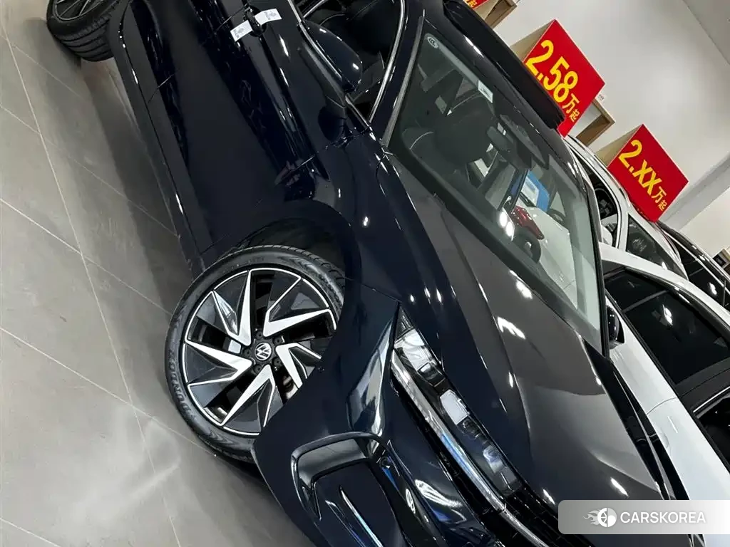 Volkswagen Magotan id 4622332 из Китая 33