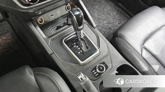 Ssangyong Rexton Sports id 4459378 из Кореи 19
