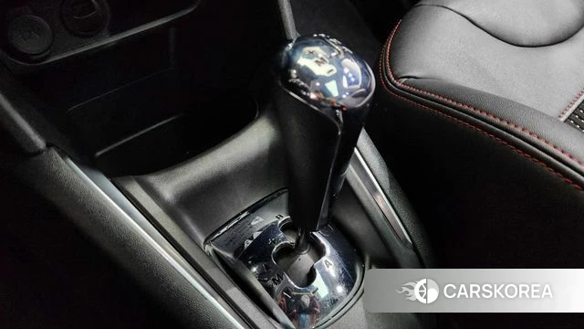 Peugeot 208 id 3955810 из Кореи 19