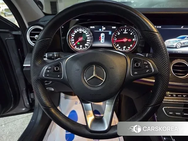 Mercedes-Benz E-Class W213 id 3152719 из Кореи 19