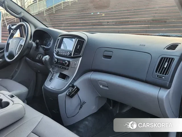 Hyundai The New Grand Starex id 3428746 из Кореи 19